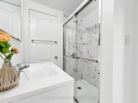 1742 John Street Markham ON L3T 1Y9