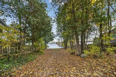 2036 Northern Avenue Innisfil ON L9S 1Z4