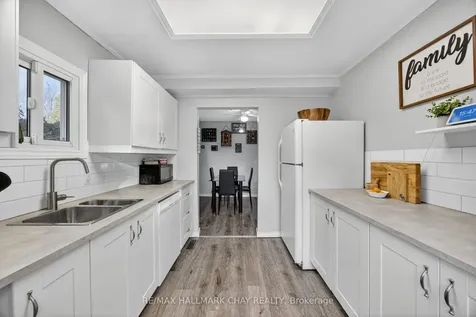 2036 Northern Avenue Innisfil ON L9S 1Z4