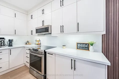 288 Barons Street Vaughan ON L4H 3Z3