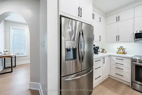 288 Barons Street Vaughan ON L4H 3Z3