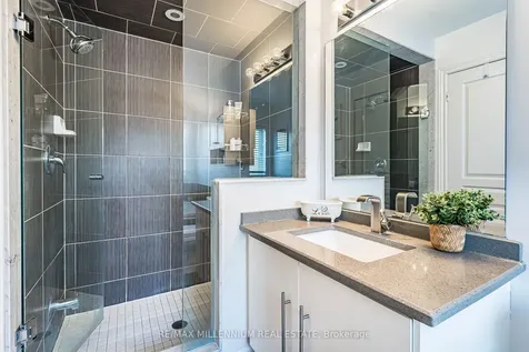 288 Barons Street Vaughan ON L4H 3Z3