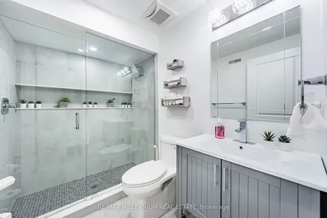 288 Barons Street Vaughan ON L4H 3Z3