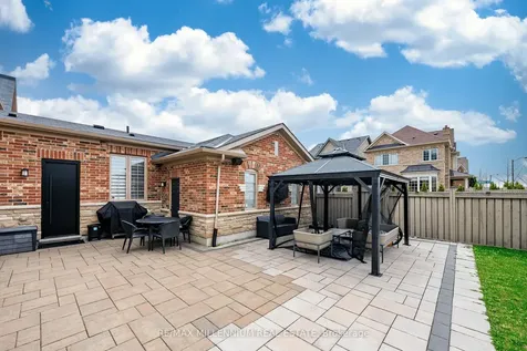 288 Barons Street Vaughan ON L4H 3Z3