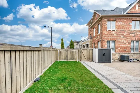 288 Barons Street Vaughan ON L4H 3Z3