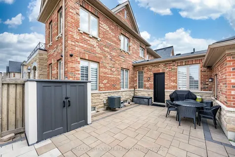 288 Barons Street Vaughan ON L4H 3Z3