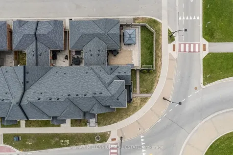 288 Barons Street Vaughan ON L4H 3Z3