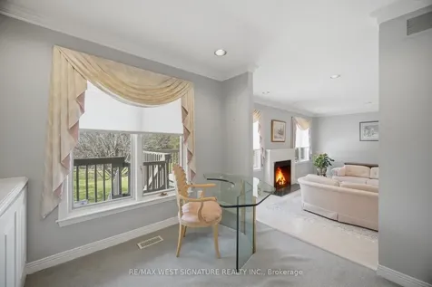 126 Curtis Crescent King ON L7B 1C2