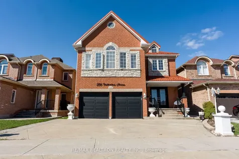 206 Featherstone Avenue Markham ON L3S 4J1