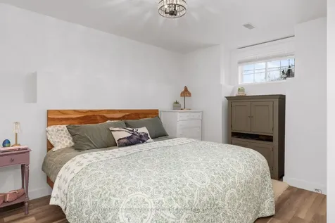 11 Vernon Street Essa ON L3W 0V5