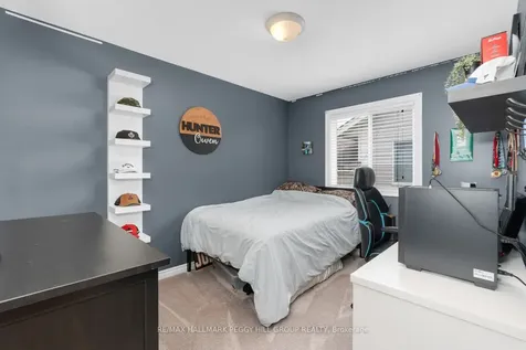 11 Vernon Street Essa ON L3W 0V5