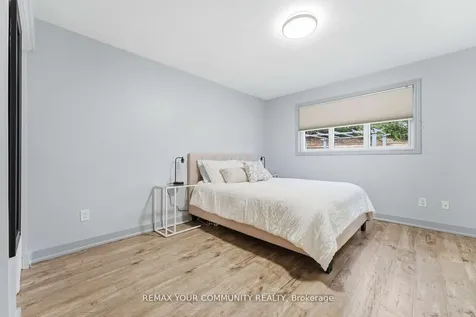 17 Fox Run Lane Bradford West Gwillimbury ON L3Z 2J1