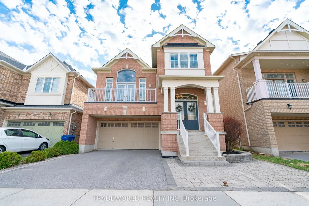142 Yakefarm Boulevard Whitchurch-stouffville ON L4A 0R8