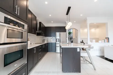142 Yakefarm Boulevard Whitchurch-stouffville ON L4A 0R8
