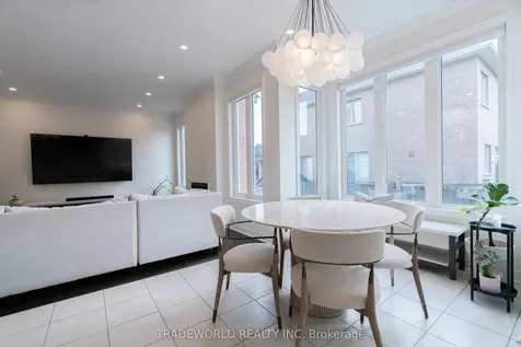 142 Yakefarm Boulevard Whitchurch-stouffville ON L4A 0R8