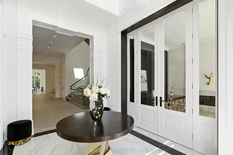 30 B Scott Drive Richmond Hill ON L4C 6V6