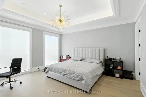 30 B Scott Drive Richmond Hill ON L4C 6V6