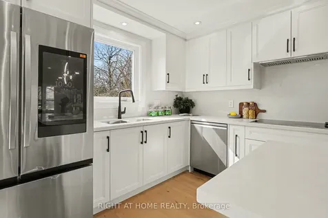 19 Lang Road Markham ON L3T 7E8