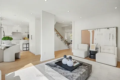 19 Lang Road Markham ON L3T 7E8
