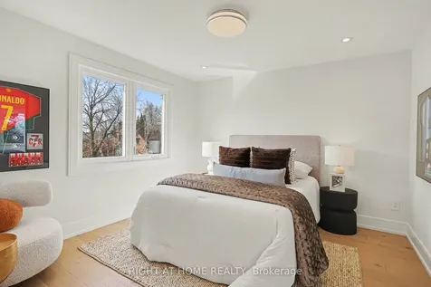 19 Lang Road Markham ON L3T 7E8