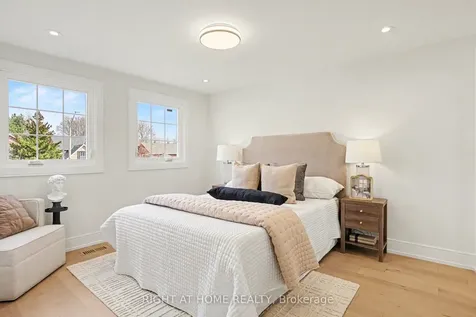 19 Lang Road Markham ON L3T 7E8