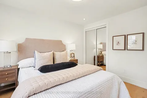 19 Lang Road Markham ON L3T 7E8