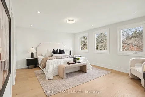 19 Lang Road Markham ON L3T 7E8