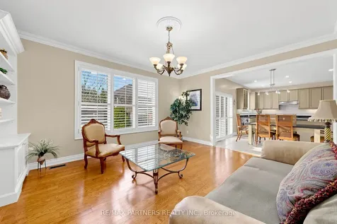96 Bradgate Drive Markham ON L3T 7M3