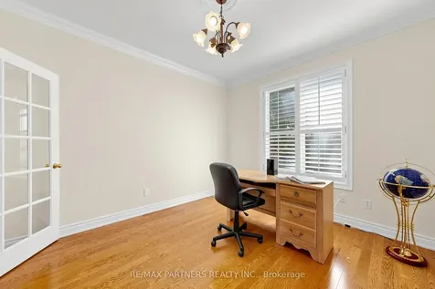 96 Bradgate Drive Markham ON L3T 7M3