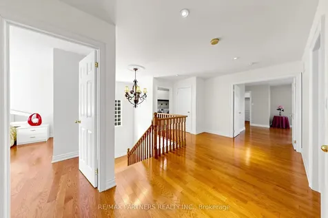 96 Bradgate Drive Markham ON L3T 7M3