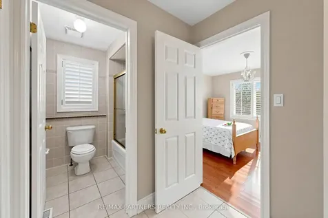 96 Bradgate Drive Markham ON L3T 7M3