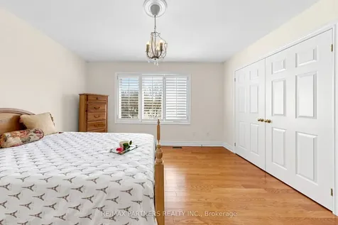 96 Bradgate Drive Markham ON L3T 7M3