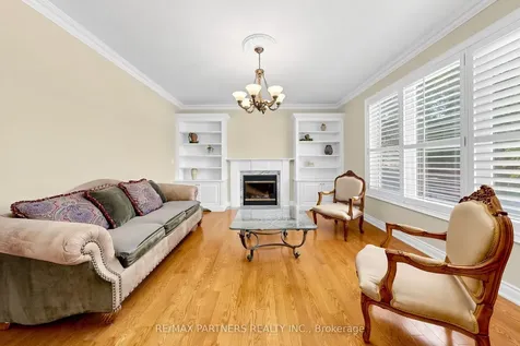 96 Bradgate Drive Markham ON L3T 7M3