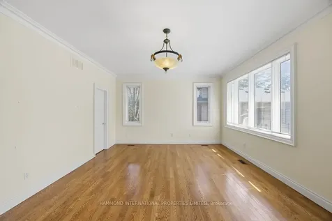 78 Elgin Street Markham ON L3T 1W6