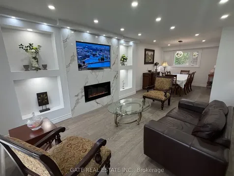 10 Thorny Brae Drive Markham ON L3T 3G4