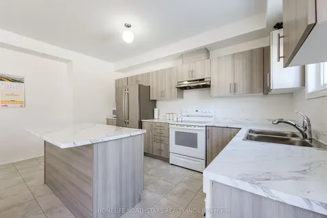 7 Wakefield Boulevard Essa ON L3W 0L7