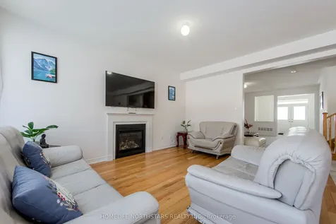 7 Wakefield Boulevard Essa ON L3W 0L7