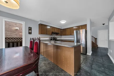 146 Roxbury Street Markham ON L3S 3T4