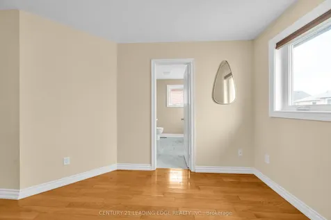 146 Roxbury Street Markham ON L3S 3T4