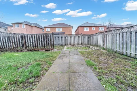 146 Roxbury Street Markham ON L3S 3T4