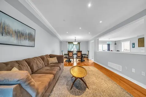 146 Roxbury Street Markham ON L3S 3T4