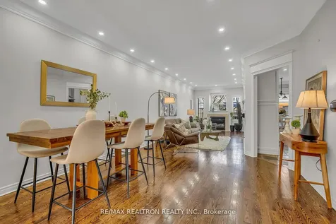 25 Kingsbridge Circle Vaughan ON L4J 8N8