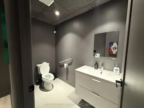 175 West Beaver Creek Road Richmond Hill ON L4B 3M1