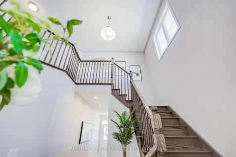 137 Brookview Drive Bradford West Gwillimbury ON L3Z 0R9