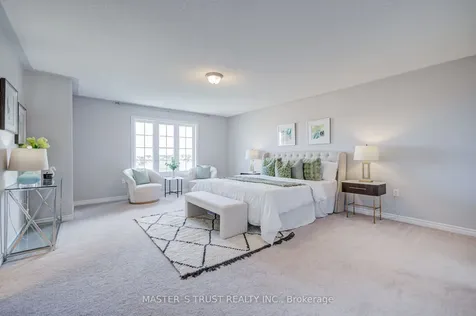 137 Brookview Drive Bradford West Gwillimbury ON L3Z 0R9