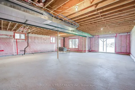 137 Brookview Drive Bradford West Gwillimbury ON L3Z 0R9