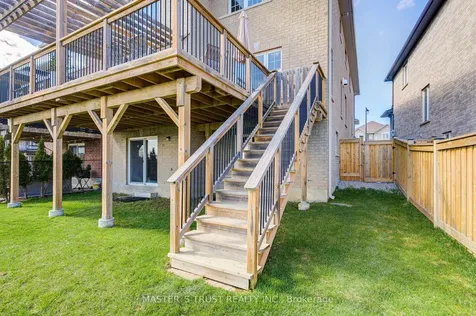 137 Brookview Drive Bradford West Gwillimbury ON L3Z 0R9