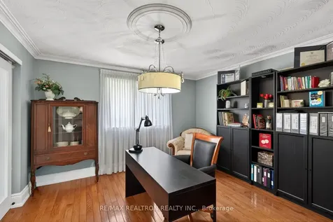 34 Edgar Avenue Richmond Hill ON L4C 6K4