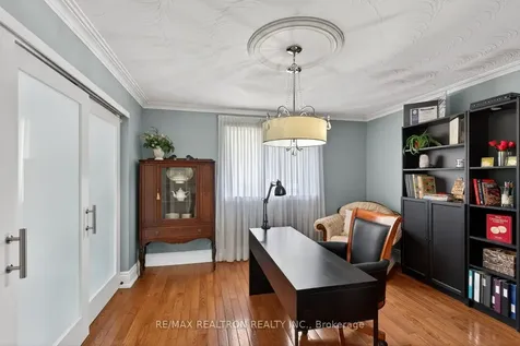 34 Edgar Avenue Richmond Hill ON L4C 6K4