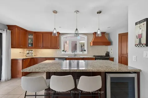 34 Edgar Avenue Richmond Hill ON L4C 6K4